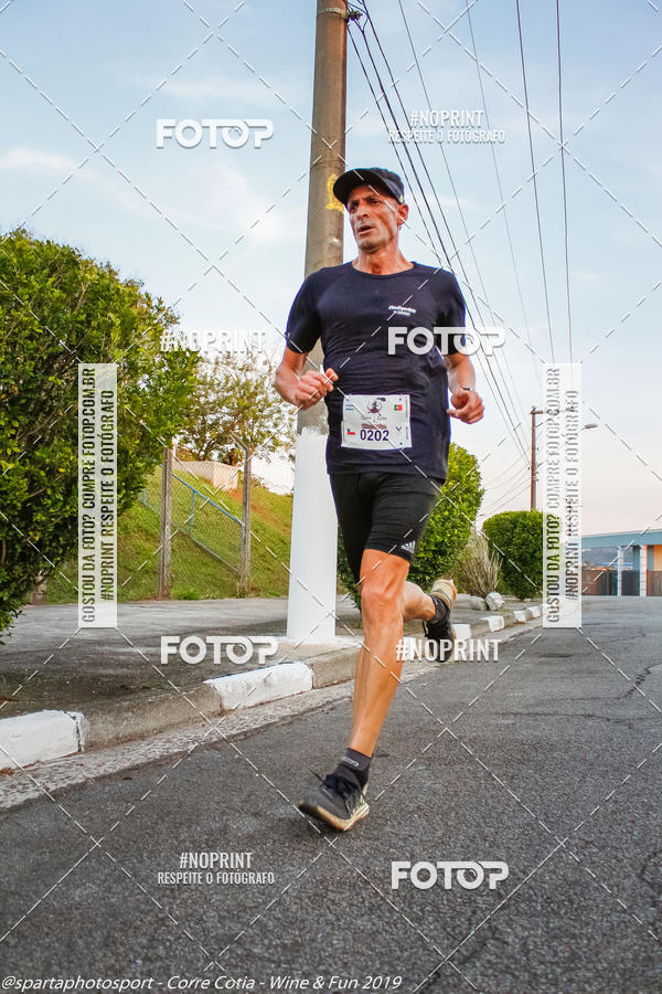 Buy your photos of the eventCorre Cotia - Wine & Fun 2019 on Fotop