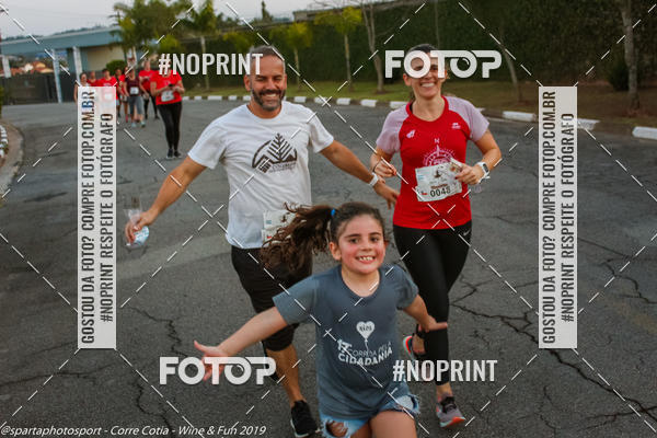 Buy your photos of the eventCorre Cotia - Wine & Fun 2019 on Fotop