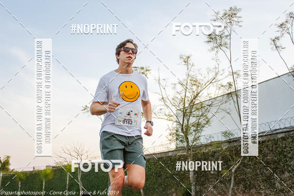 Buy your photos of the eventCorre Cotia - Wine & Fun 2019 on Fotop