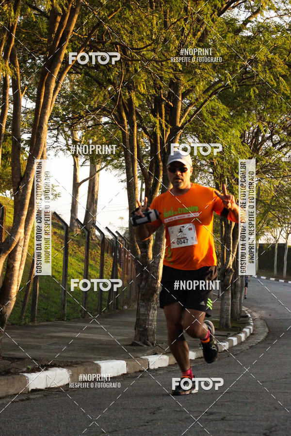 Acquista le foto dell'eventoCorre Cotia - Wine & Fun 2019 in Fotop