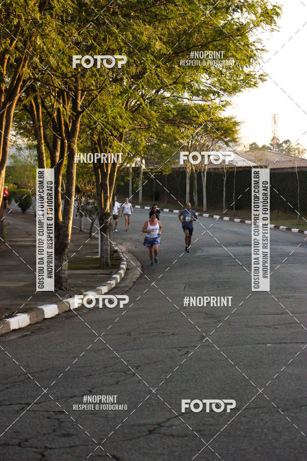 Acquista le foto dell'eventoCorre Cotia - Wine & Fun 2019 in Fotop