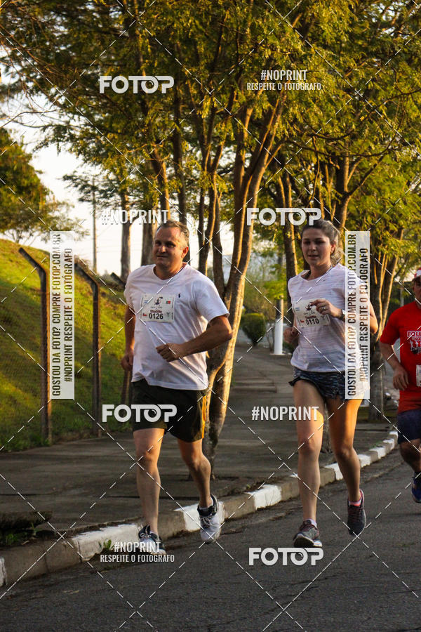 Acquista le foto dell'eventoCorre Cotia - Wine & Fun 2019 in Fotop