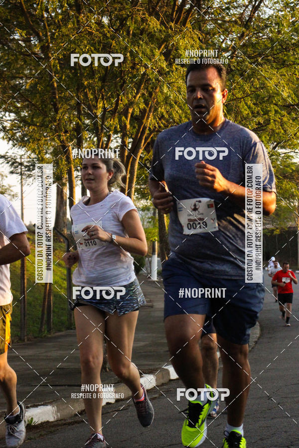 Acquista le foto dell'eventoCorre Cotia - Wine & Fun 2019 in Fotop