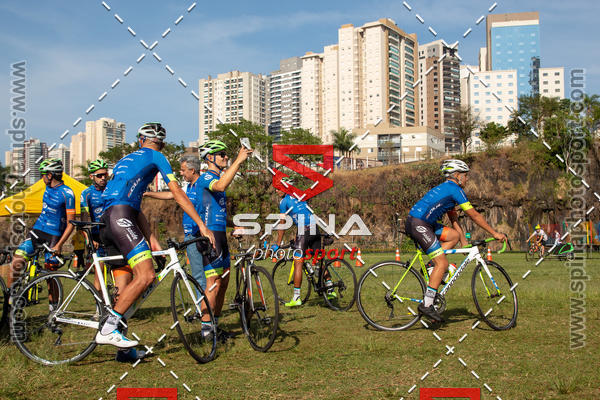 Buy your photos of the eventPEDALA RIBEIRO 2019 on Fotop