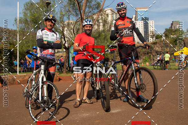 Buy your photos of the eventPEDALA RIBEIRO 2019 on Fotop