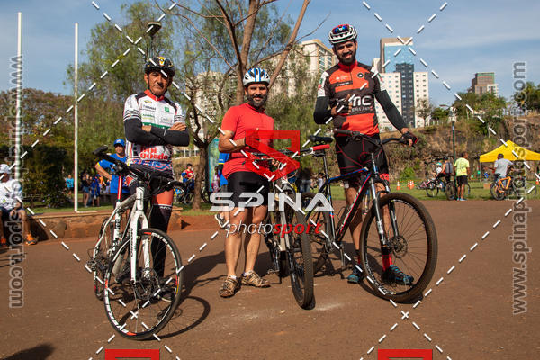 Buy your photos of the eventPEDALA RIBEIRO 2019 on Fotop