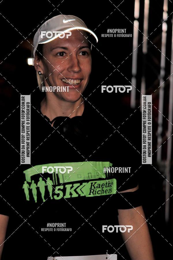 Buy your photos of the event5k Kaethe Richers - Corrida Noturna on Fotop