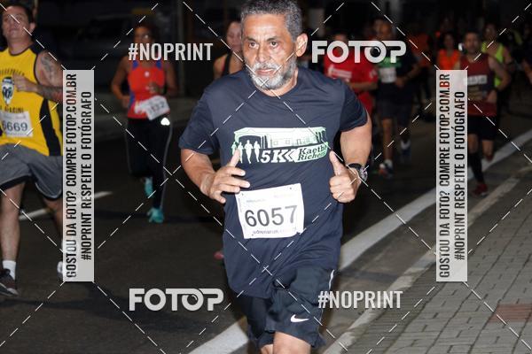 Buy your photos of the event5k Kaethe Richers - Corrida Noturna on Fotop