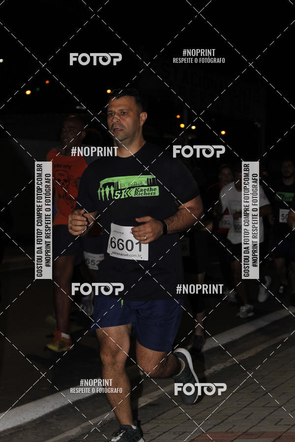 Buy your photos of the event5k Kaethe Richers - Corrida Noturna on Fotop