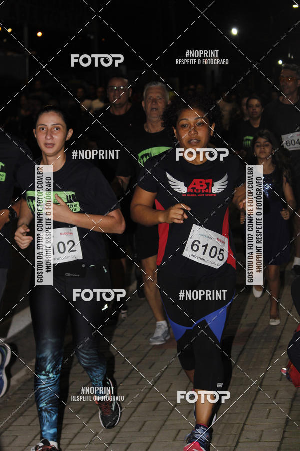 Buy your photos of the event5k Kaethe Richers - Corrida Noturna on Fotop