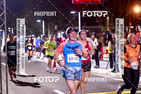 Buy your photos of the event5k Kaethe Richers - Corrida Noturna on Fotop