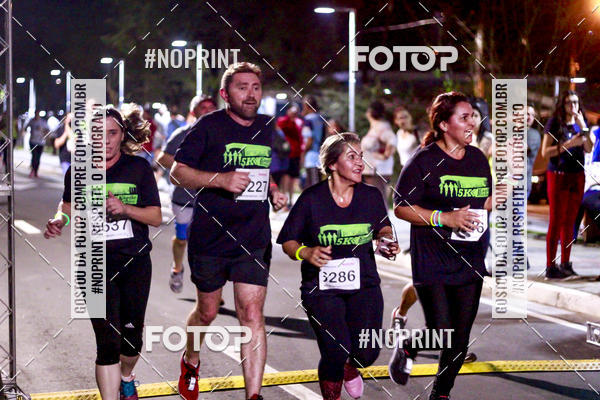 Buy your photos of the event5k Kaethe Richers - Corrida Noturna on Fotop