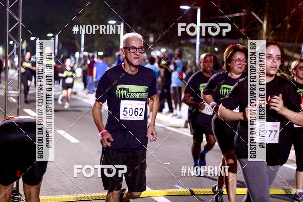 Buy your photos of the event5k Kaethe Richers - Corrida Noturna on Fotop