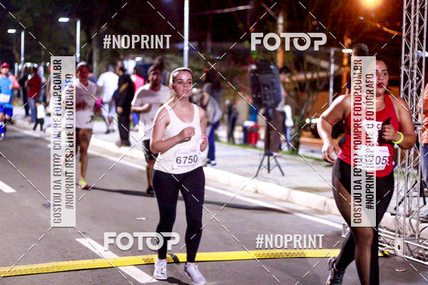 Buy your photos of the event5k Kaethe Richers - Corrida Noturna on Fotop