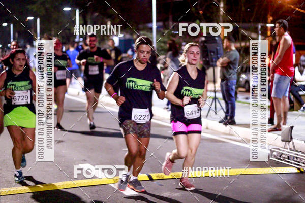Buy your photos of the event5k Kaethe Richers - Corrida Noturna on Fotop