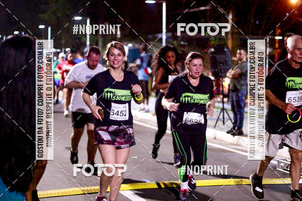 Buy your photos of the event5k Kaethe Richers - Corrida Noturna on Fotop