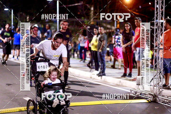 Buy your photos of the event5k Kaethe Richers - Corrida Noturna on Fotop