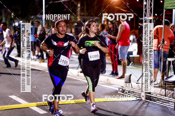 Buy your photos of the event5k Kaethe Richers - Corrida Noturna on Fotop