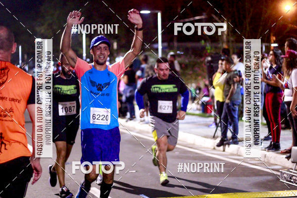 Buy your photos of the event5k Kaethe Richers - Corrida Noturna on Fotop