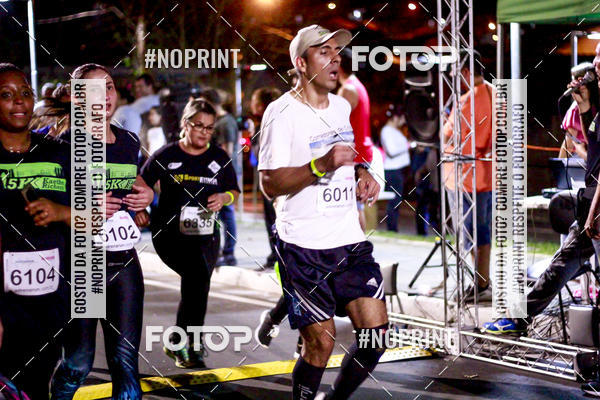 Buy your photos of the event5k Kaethe Richers - Corrida Noturna on Fotop