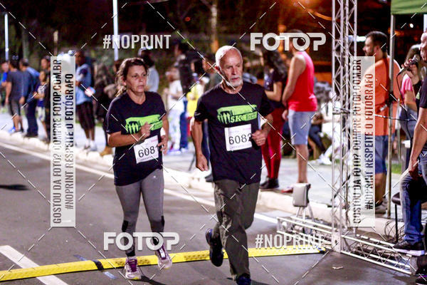 Buy your photos of the event5k Kaethe Richers - Corrida Noturna on Fotop