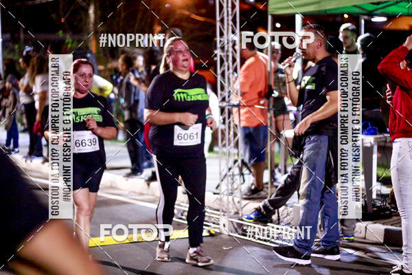 Buy your photos of the event5k Kaethe Richers - Corrida Noturna on Fotop