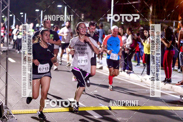 Buy your photos of the event5k Kaethe Richers - Corrida Noturna on Fotop