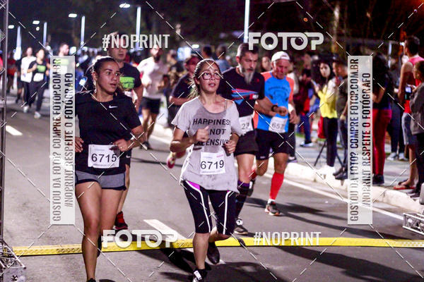Buy your photos of the event5k Kaethe Richers - Corrida Noturna on Fotop