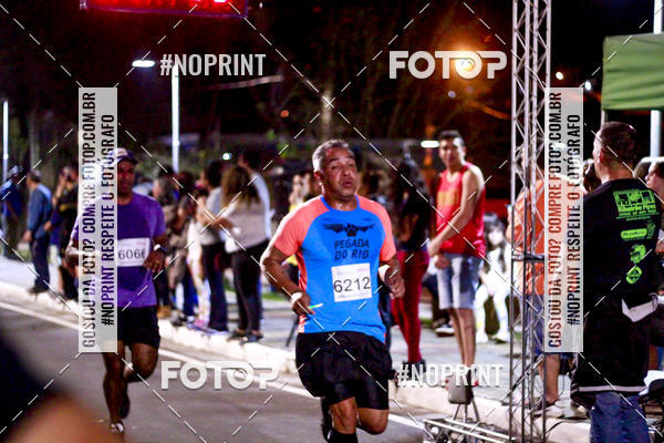 Buy your photos of the event5k Kaethe Richers - Corrida Noturna on Fotop