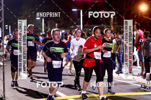 Buy your photos of the event5k Kaethe Richers - Corrida Noturna on Fotop