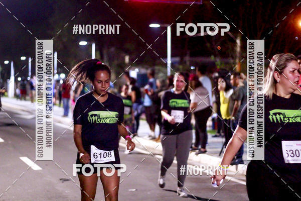 Buy your photos of the event5k Kaethe Richers - Corrida Noturna on Fotop
