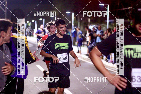 Buy your photos of the event5k Kaethe Richers - Corrida Noturna on Fotop