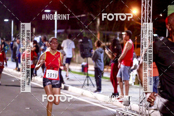 Buy your photos of the event5k Kaethe Richers - Corrida Noturna on Fotop