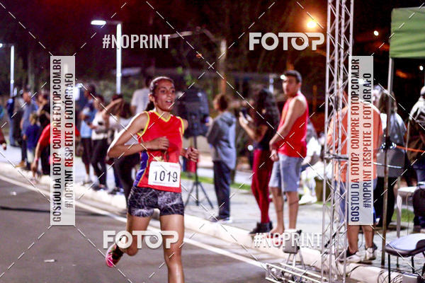 Buy your photos of the event5k Kaethe Richers - Corrida Noturna on Fotop