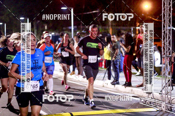 Buy your photos of the event5k Kaethe Richers - Corrida Noturna on Fotop
