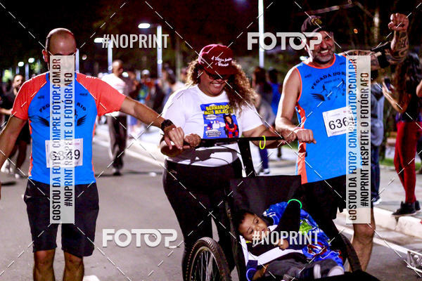 Buy your photos of the event5k Kaethe Richers - Corrida Noturna on Fotop