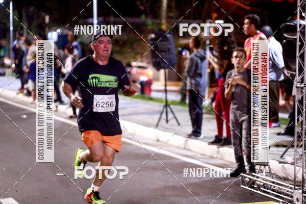 Buy your photos of the event5k Kaethe Richers - Corrida Noturna on Fotop