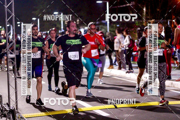 Buy your photos of the event5k Kaethe Richers - Corrida Noturna on Fotop