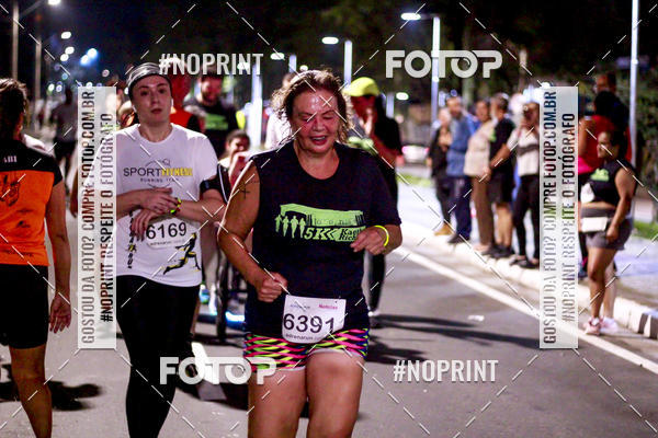 Buy your photos of the event5k Kaethe Richers - Corrida Noturna on Fotop