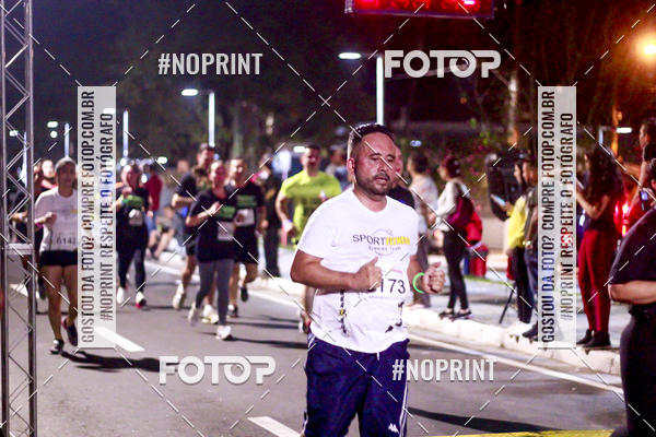Buy your photos of the event5k Kaethe Richers - Corrida Noturna on Fotop