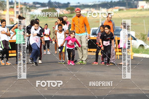 Buy your photos of the event14 Corrida Criativa Cultura Villas Paraiso on Fotop