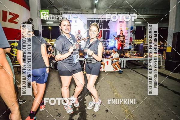Compra tus fotos del eventoVIA CAF GARDEN SHOPPING - ROCK RUN En Fotop