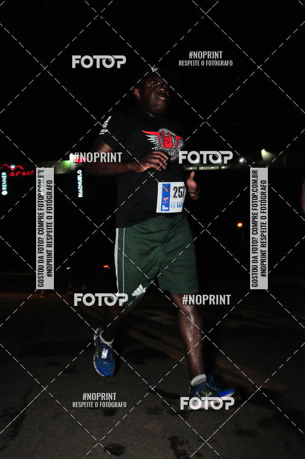 Compra tus fotos del eventoVIA CAF GARDEN SHOPPING - ROCK RUN En Fotop