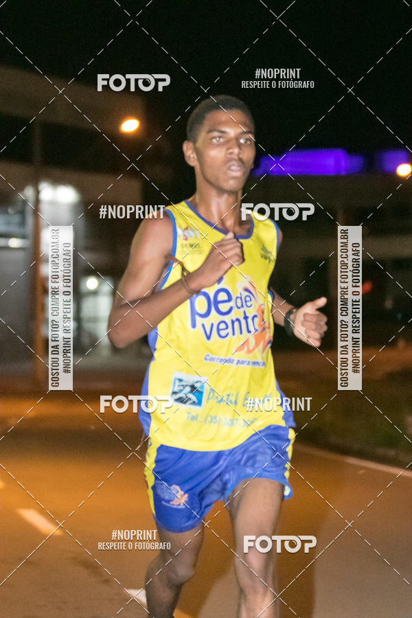 Compre suas fotos do eventoVIA CAF GARDEN SHOPPING - ROCK RUN no Fotop