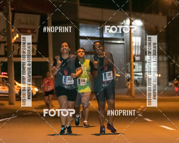 Compra tus fotos del eventoVIA CAF GARDEN SHOPPING - ROCK RUN En Fotop