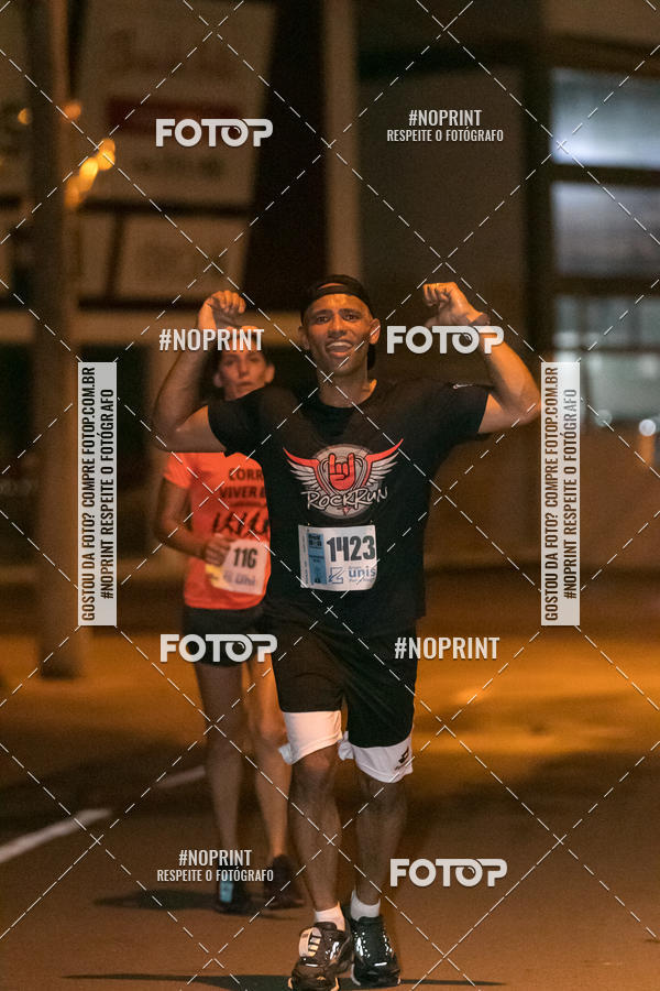Compra tus fotos del eventoVIA CAF GARDEN SHOPPING - ROCK RUN En Fotop