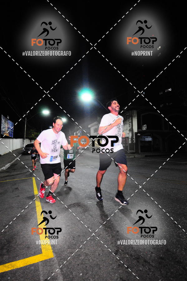 Buy your photos of the eventPA Rock Run - Corrida Noturna on Fotop