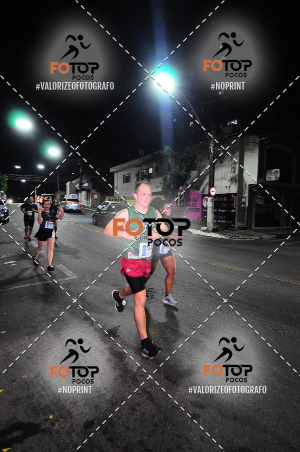 Buy your photos of the eventPA Rock Run - Corrida Noturna on Fotop