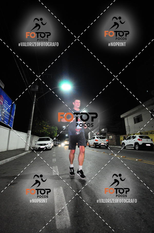 Buy your photos of the eventPA Rock Run - Corrida Noturna on Fotop