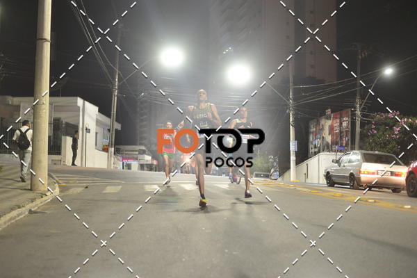 Buy your photos of the eventPA Rock Run - Corrida Noturna on Fotop